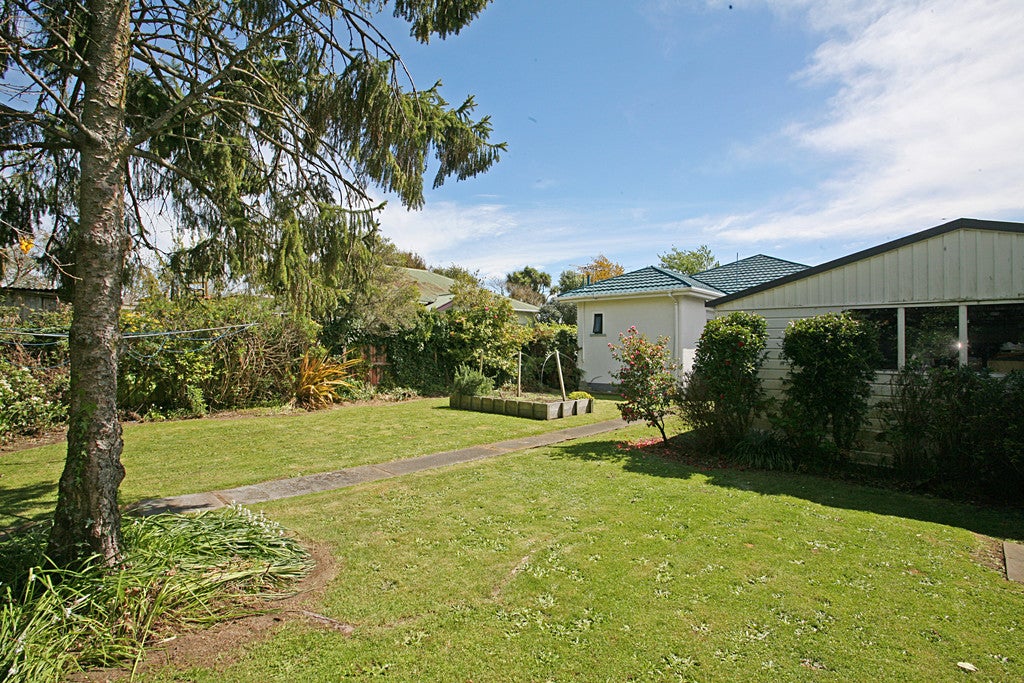 16 Wychbury Street, Spreydon, Christchurch - Carousel 2