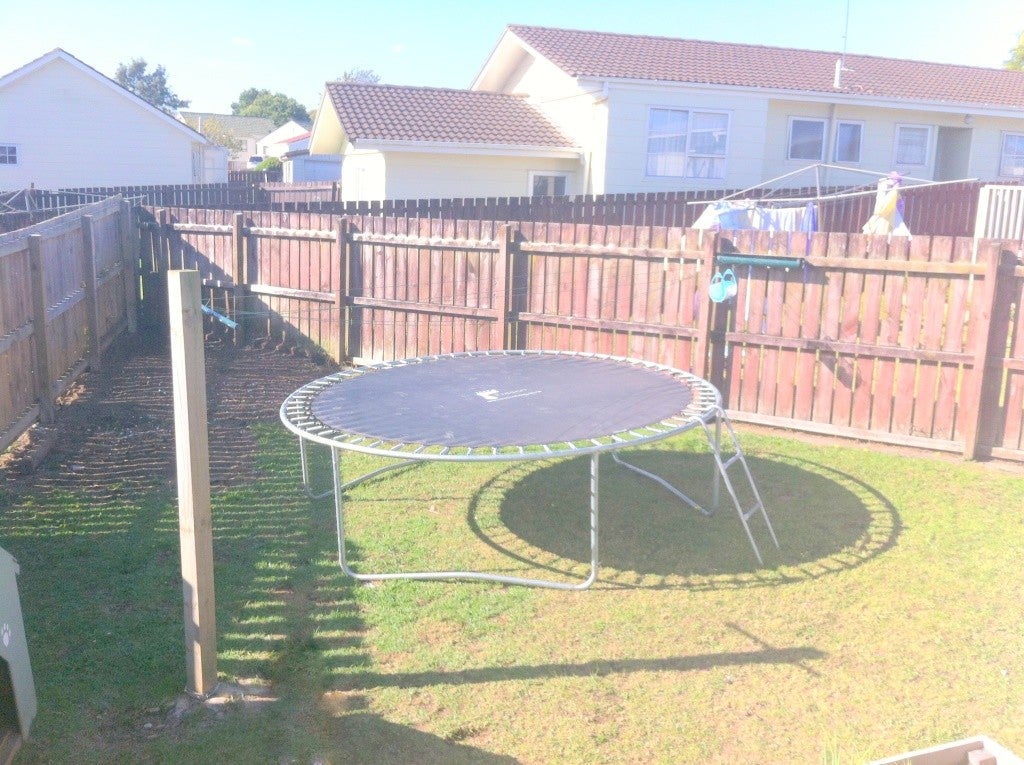 1/27 Kennington Drive, Clendon Park, Auckland - Carousel 2