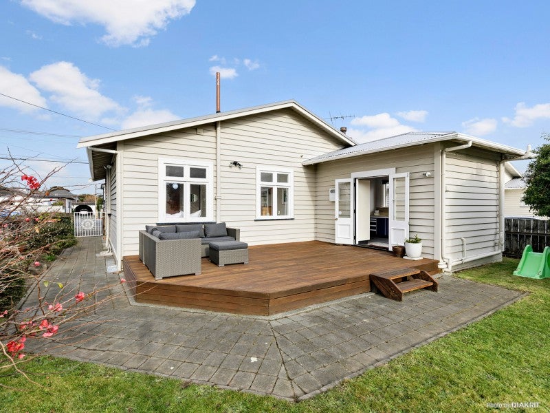 73 Rotherham Terrace, Miramar, Wellington - Carousel 1