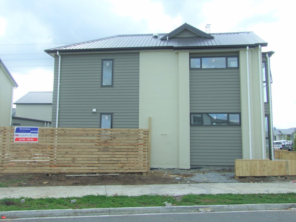 2 Rere Close, Takanini, Auckland - Carousel 1