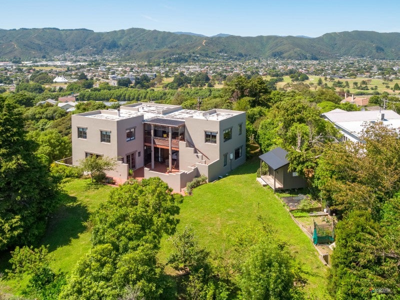 75 Belmont Terrace, Belmont, Lower Hutt - Carousel 20