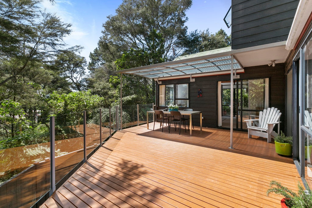 221A Titirangi Road, Titirangi, Auckland - Carousel 1