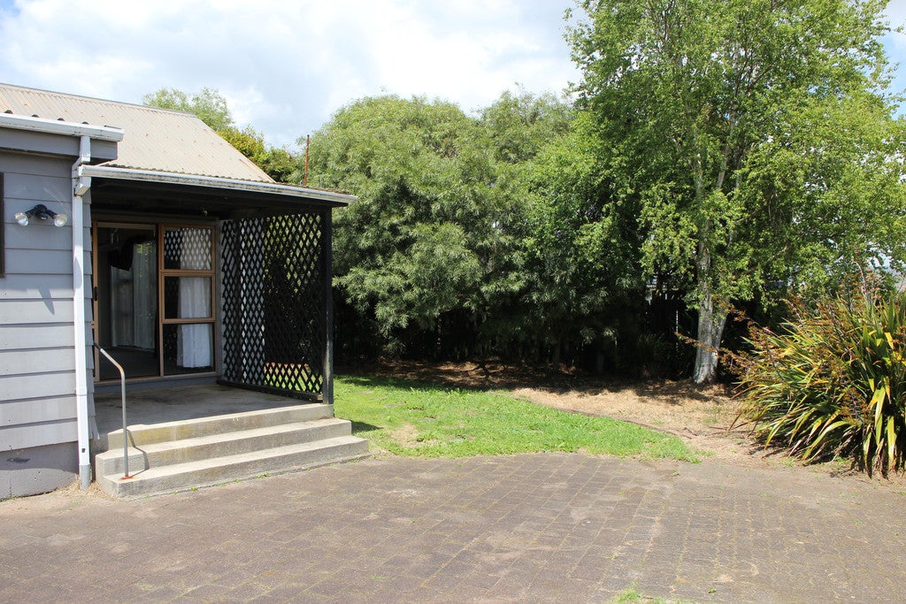 14 Chaucer Place, Owhata, Rotorua - Carousel 12