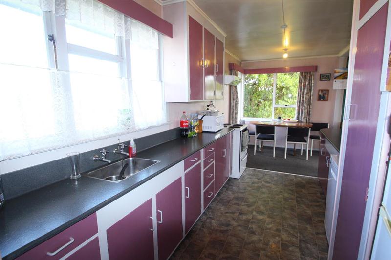 28 Gordon Terrace, East Gore, Gore - Carousel 2