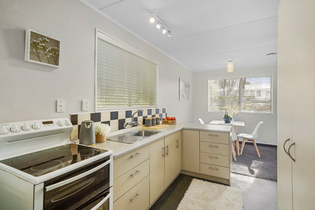 13 Tiroiti Grove, Stokes Valley, Lower Hutt - Carousel 2