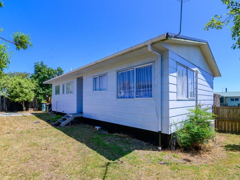 14A POHUTUKAWA DR, OWHATA, Rotorua - Carousel 14