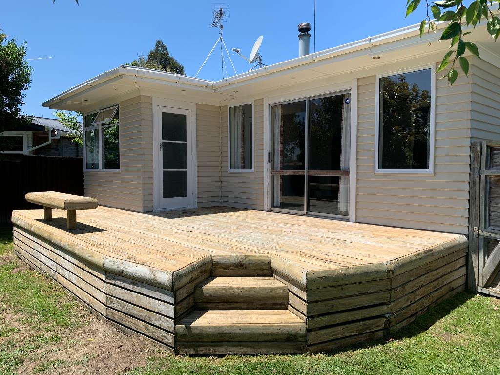 10 Forth Crescent, Glenview, Hamilton - Carousel 1