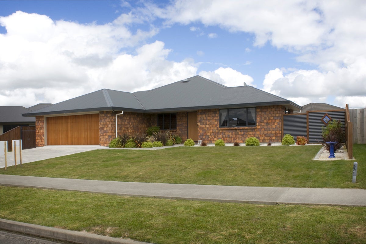 3 Sorrento Place, Kelvin Grove, Palmerston North - Carousel 18