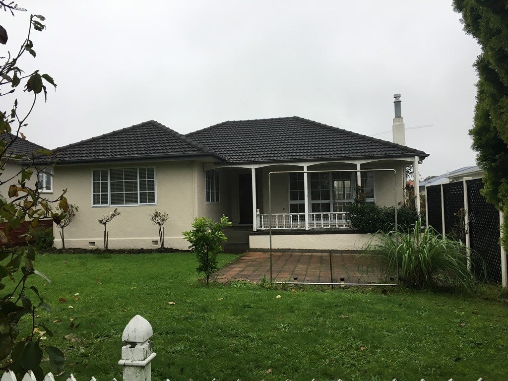 10 Maitland Street, Greerton, Tauranga - Carousel 1