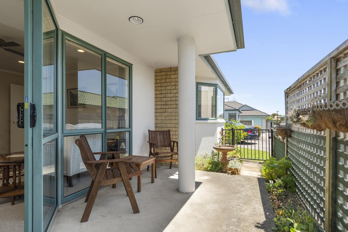 3A Mansels Road, Greerton, Tauranga - Carousel 15