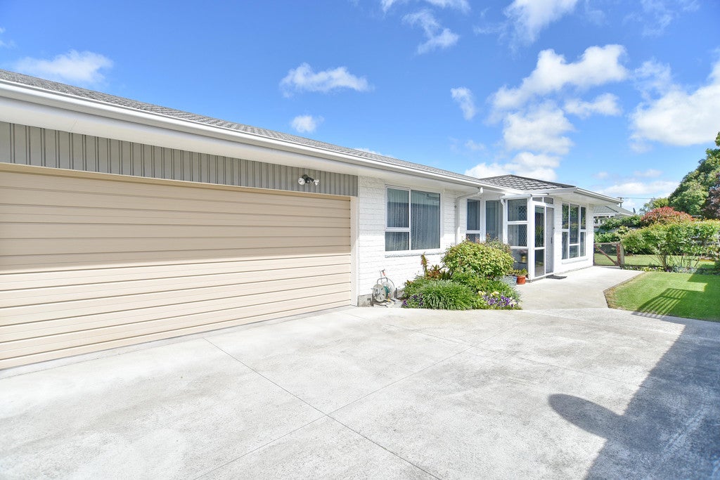 1/203A MAIN NORTH ROAD, Redwood, Christchurch - Carousel 1
