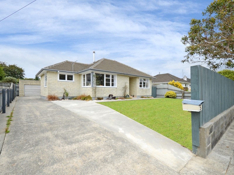 5 Weka Grove, Elderslea, Upper Hutt - Carousel 2