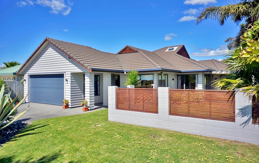 73 Corinth Grove, Papamoa Beach, Papamoa - Carousel 2