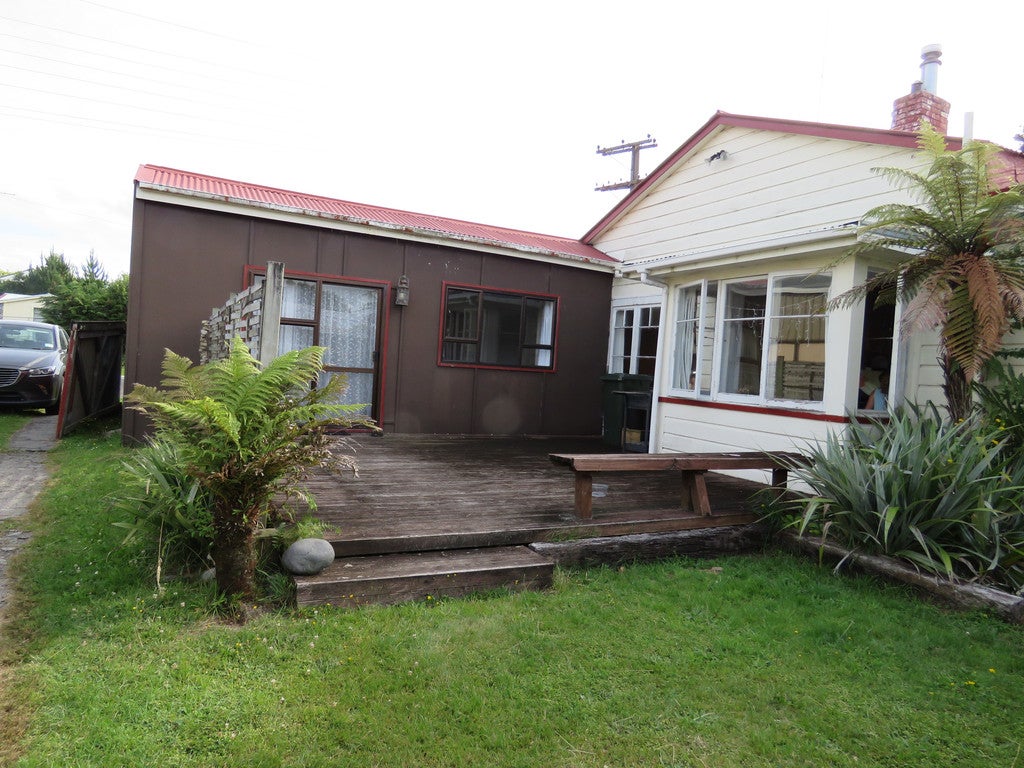 2167 State Highway 4, Owhango - Carousel 1