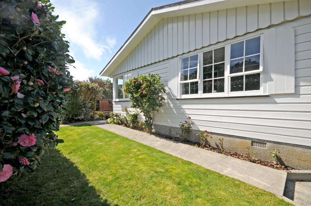 30 Chartwell Drive, Crofton Downs, Wellington - Carousel 2