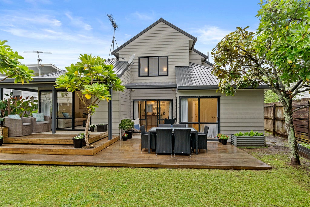 49A Swainston Road, Saint Johns, Auckland - Carousel 1