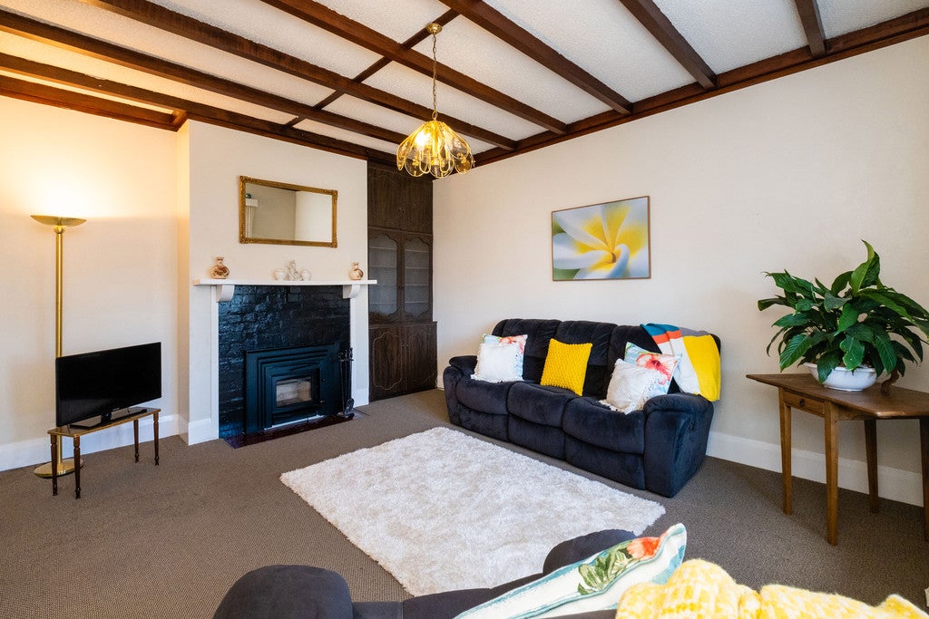 403 Park Road North, Parkvale, Hastings - Carousel 2