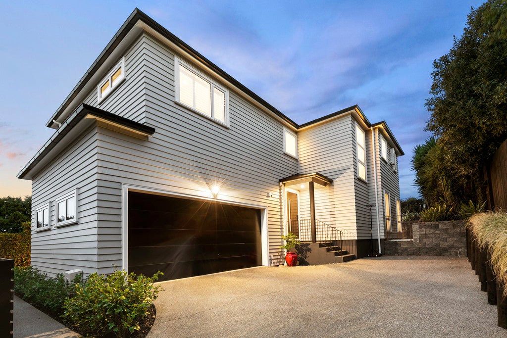 42 Roberta Avenue, Glendowie, Auckland - Carousel 1
