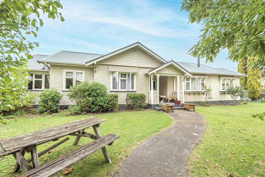 3 Kent Road, Saint Johns Hill, Whanganui - Carousel 1