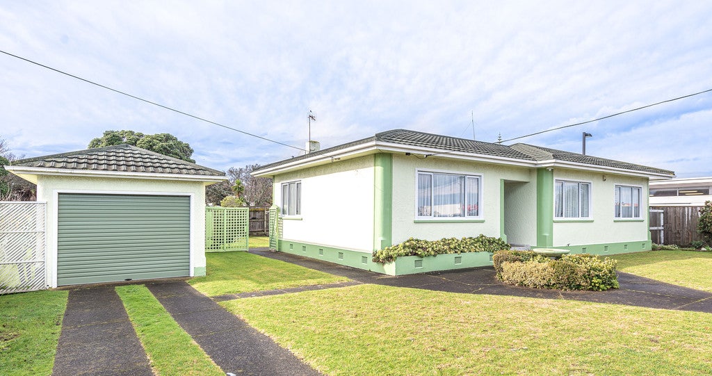 48 Abbot Street, Gonville, Whanganui - Carousel 1
