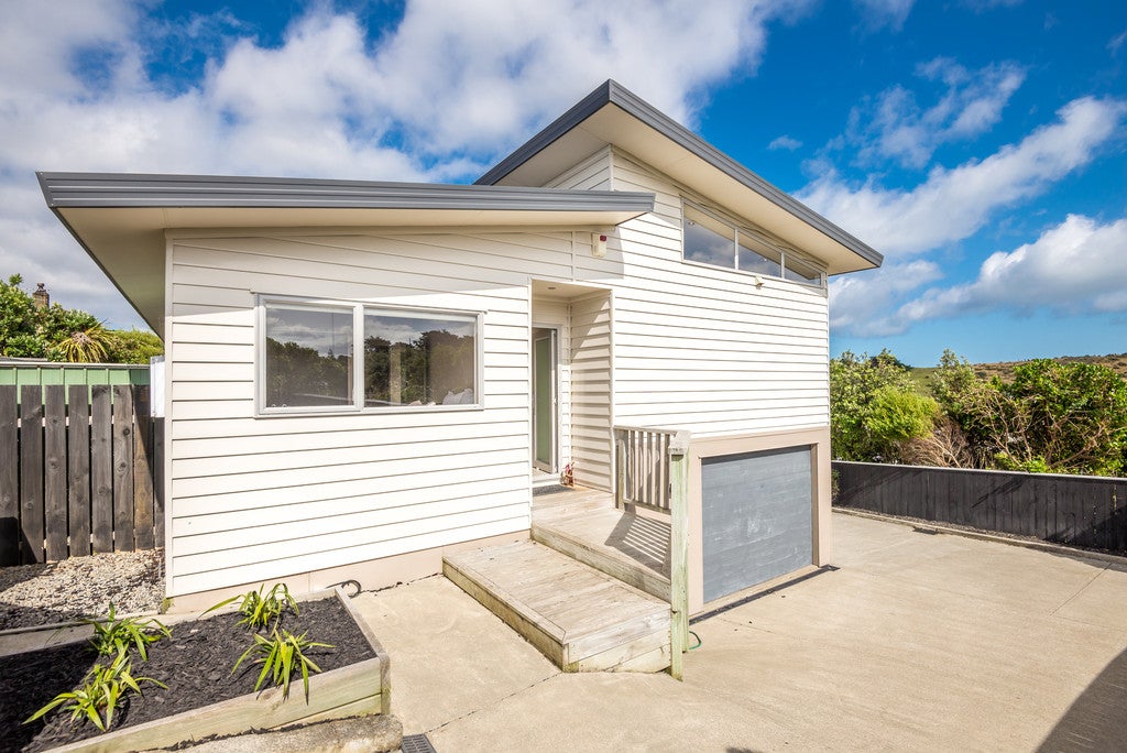 55 Herewini Street, Titahi Bay, Porirua - Carousel 1