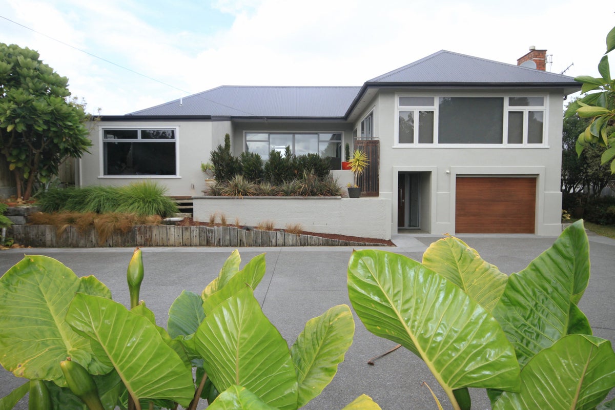 14 Brassey Road, Saint Johns Hill, Whanganui - Carousel 25
