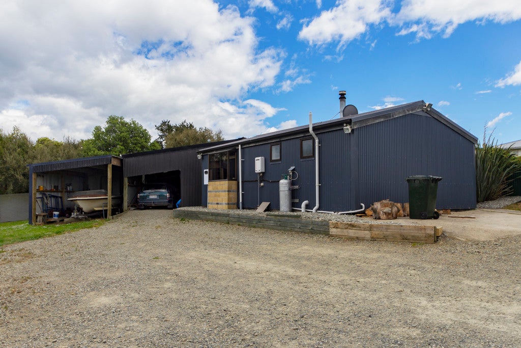 30A Charles Street, Weston, Oamaru - Carousel 16