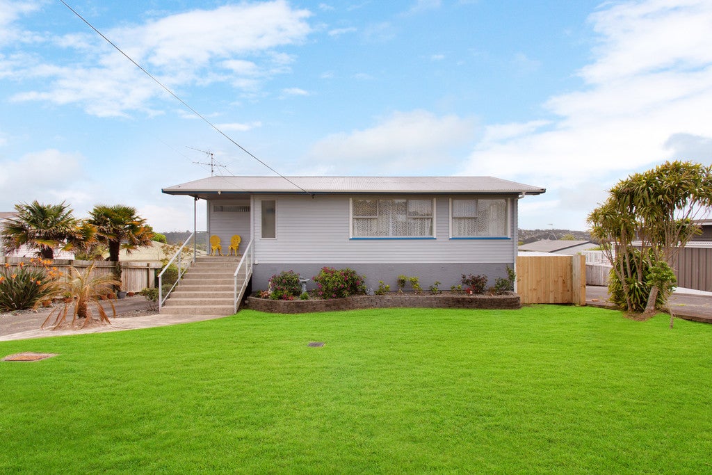 3 Tiri Tiri Road, Birkdale, Auckland - Carousel 2