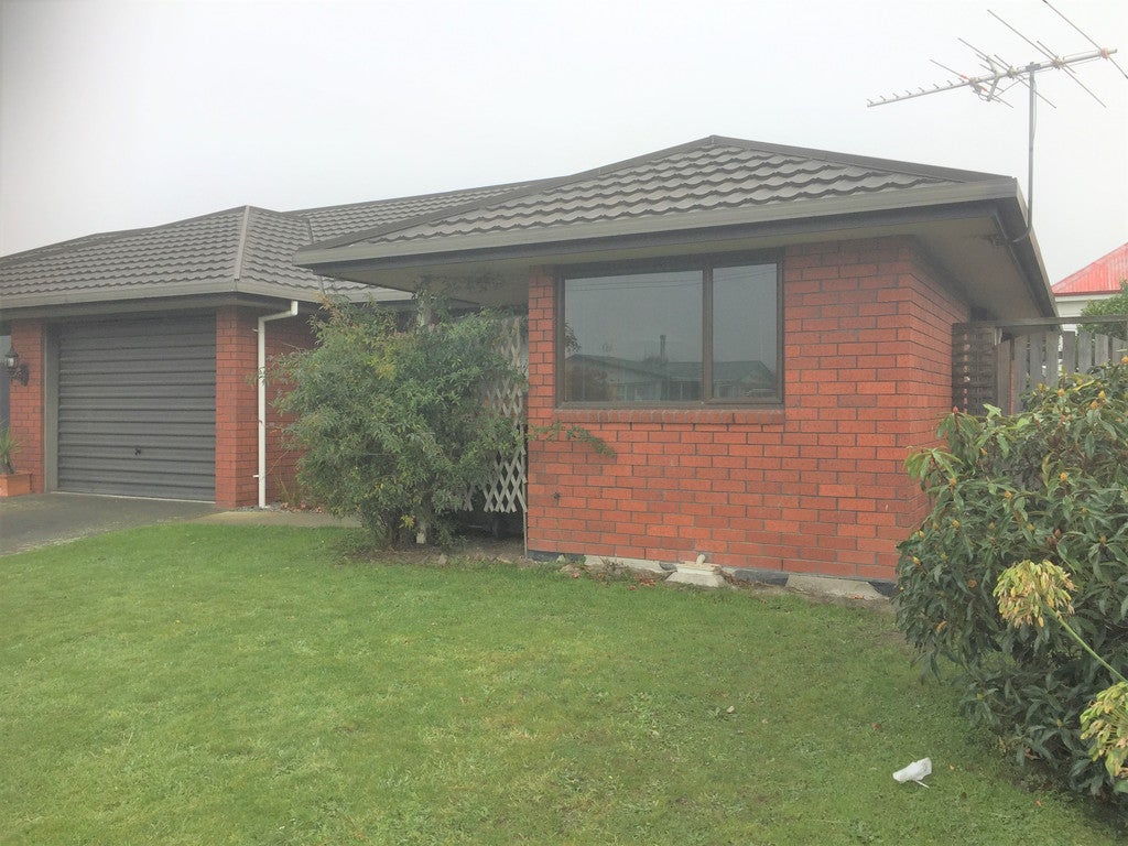 2/41 Tyrone Street, Belfast, Christchurch - Carousel 1