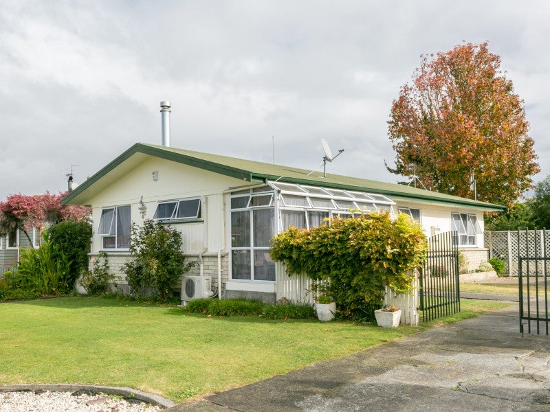 52 Downing Avenue, Pirimai, Napier - Carousel 1