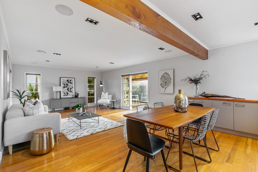 32 Tramway Road, Beach Haven, Auckland - Carousel 1
