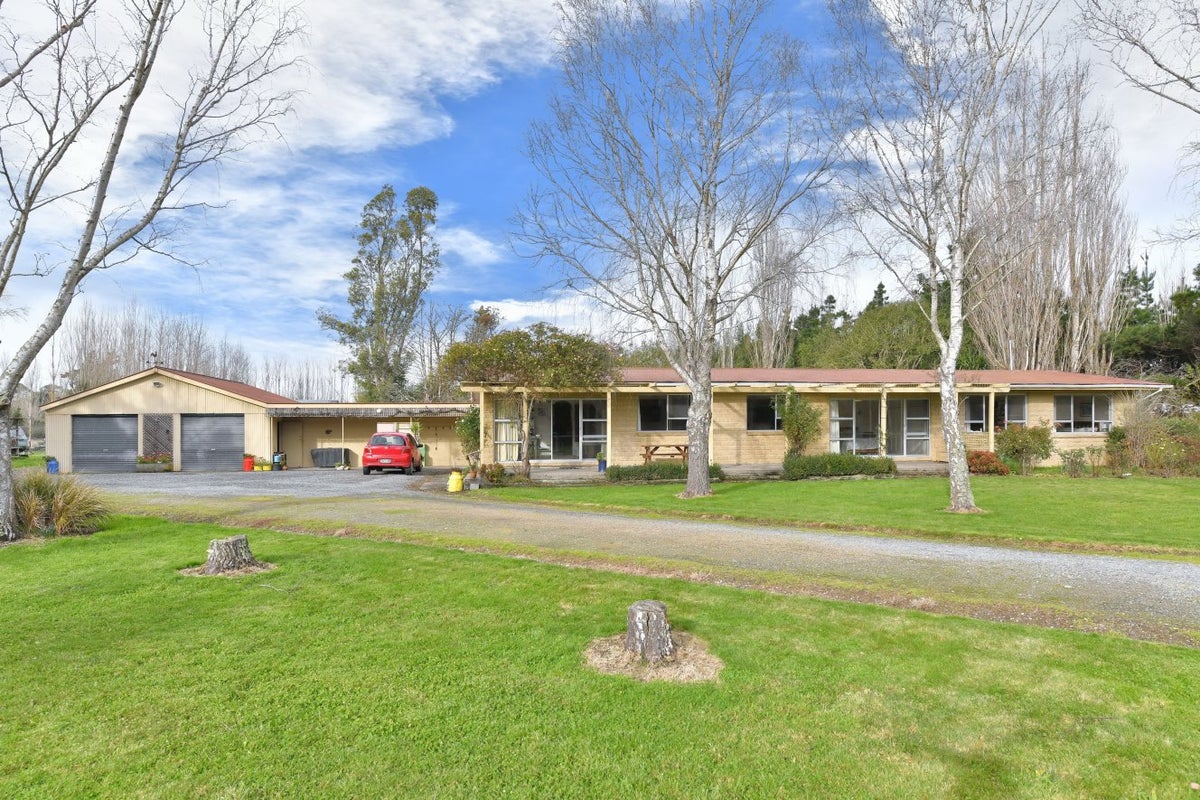 216 Whites Road, Ohoka, Kaiapoi - Carousel 1