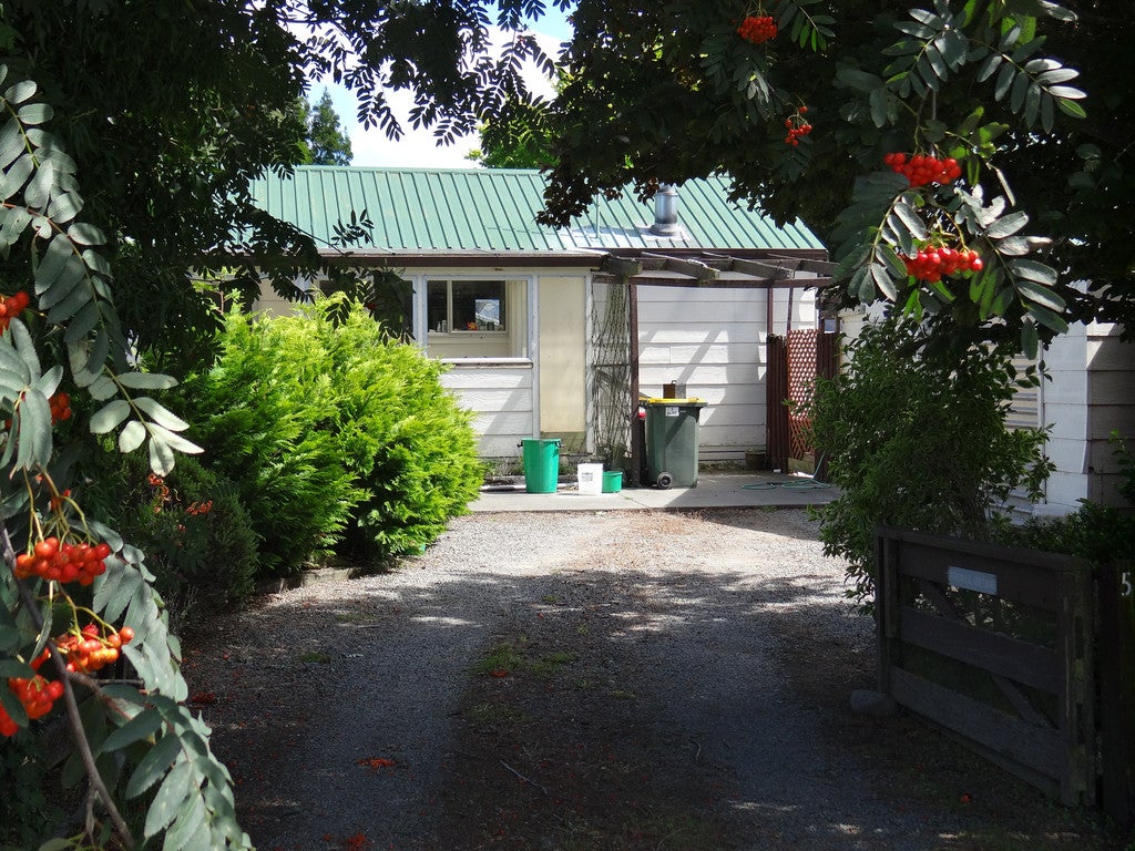 5 Albert Street, Springfield, Springfield - Carousel 1