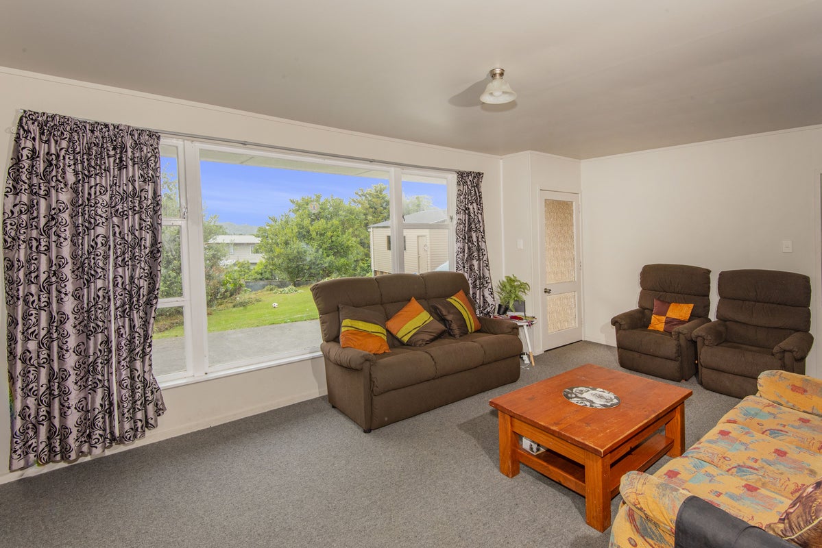 18 Mcmillan Avenue, Kamo, Whangarei - Carousel 24