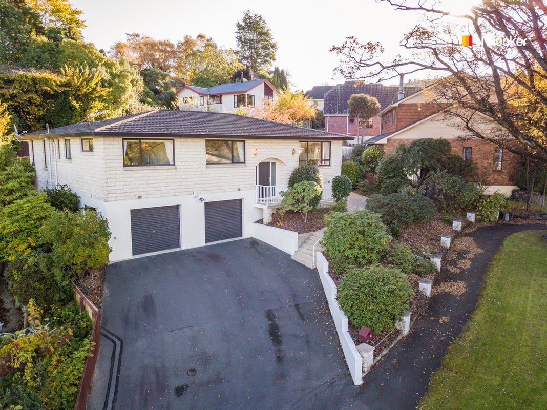 41 Glenross Street, Glenross, Dunedin - Carousel 1