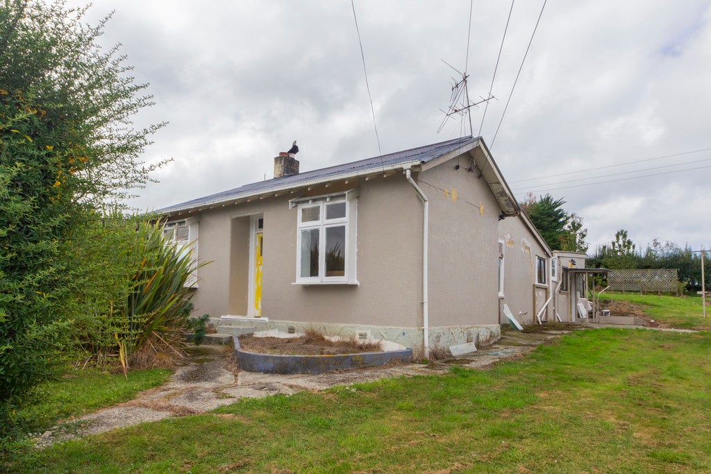 27 Main Road, Maheno, Oamaru - Carousel 1