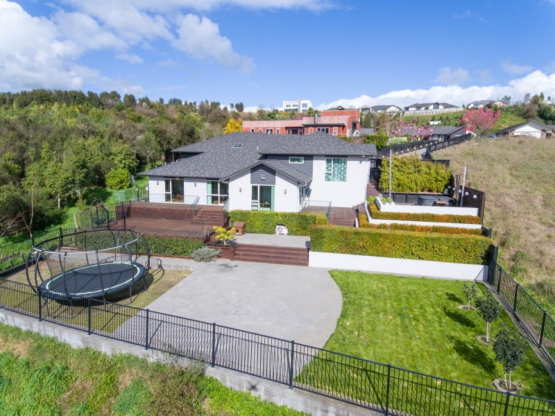 67 Alpers Ridge, Leamington, Cambridge - Carousel 1