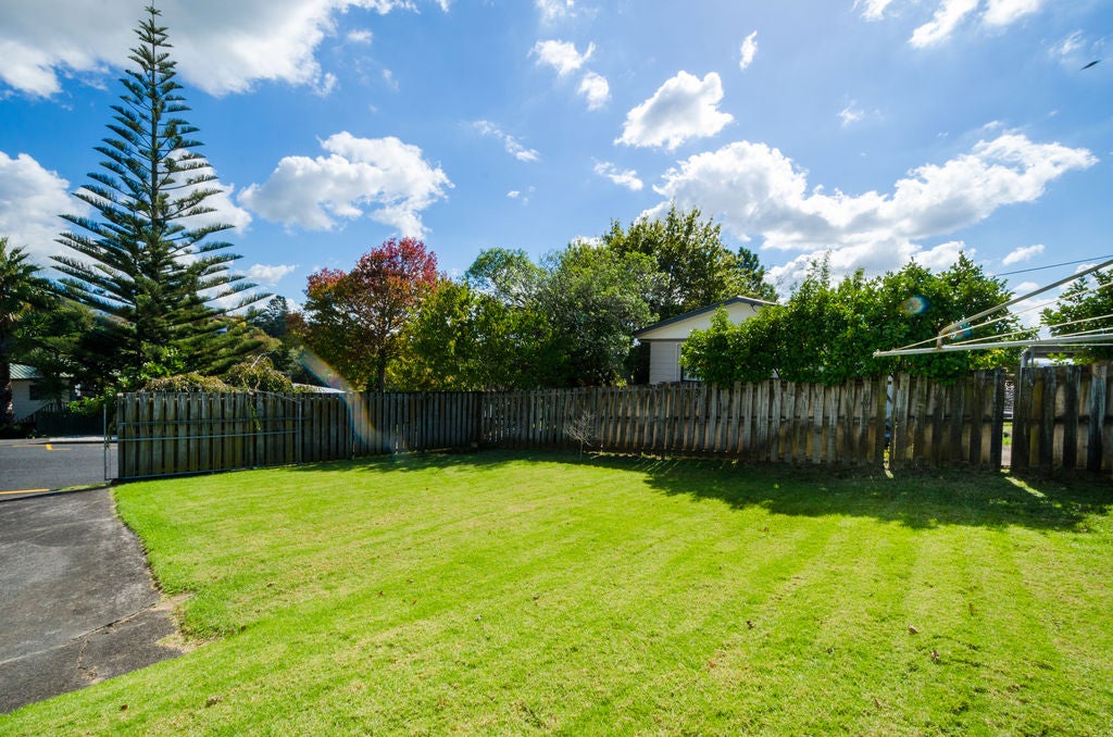 183 Waimumu Road, Massey, Auckland - Carousel 17