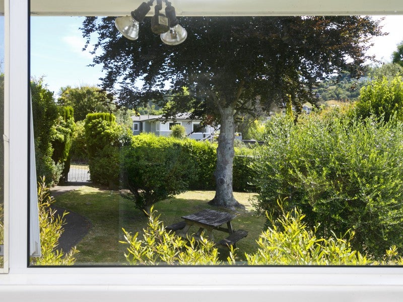 15 Scenic Heights, Acacia Bay, Taupo - Carousel 8