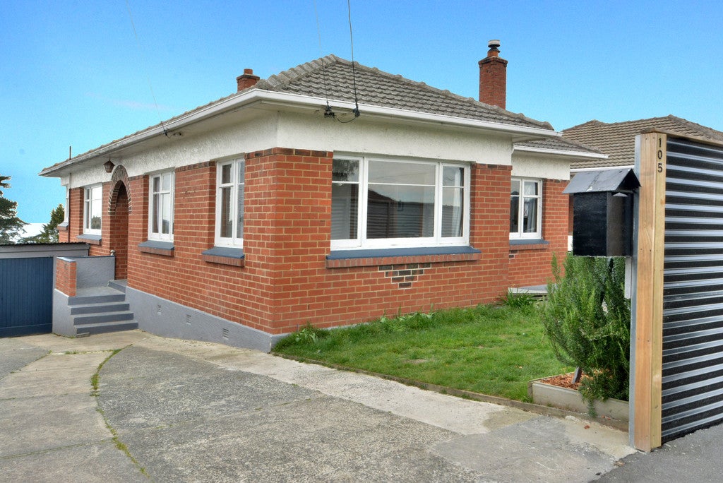105 Mornington Road, Kenmure, Dunedin - Carousel 1