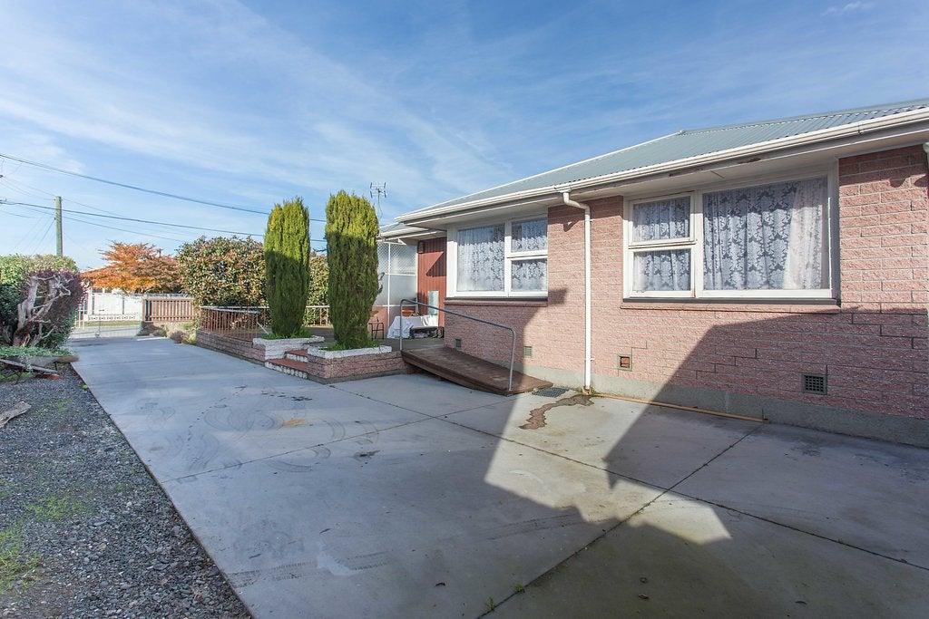 239 Shortland Street, Aranui, Christchurch - Carousel 1