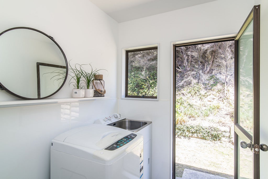28 The Crowsnest, Whitby, Porirua - Carousel 19