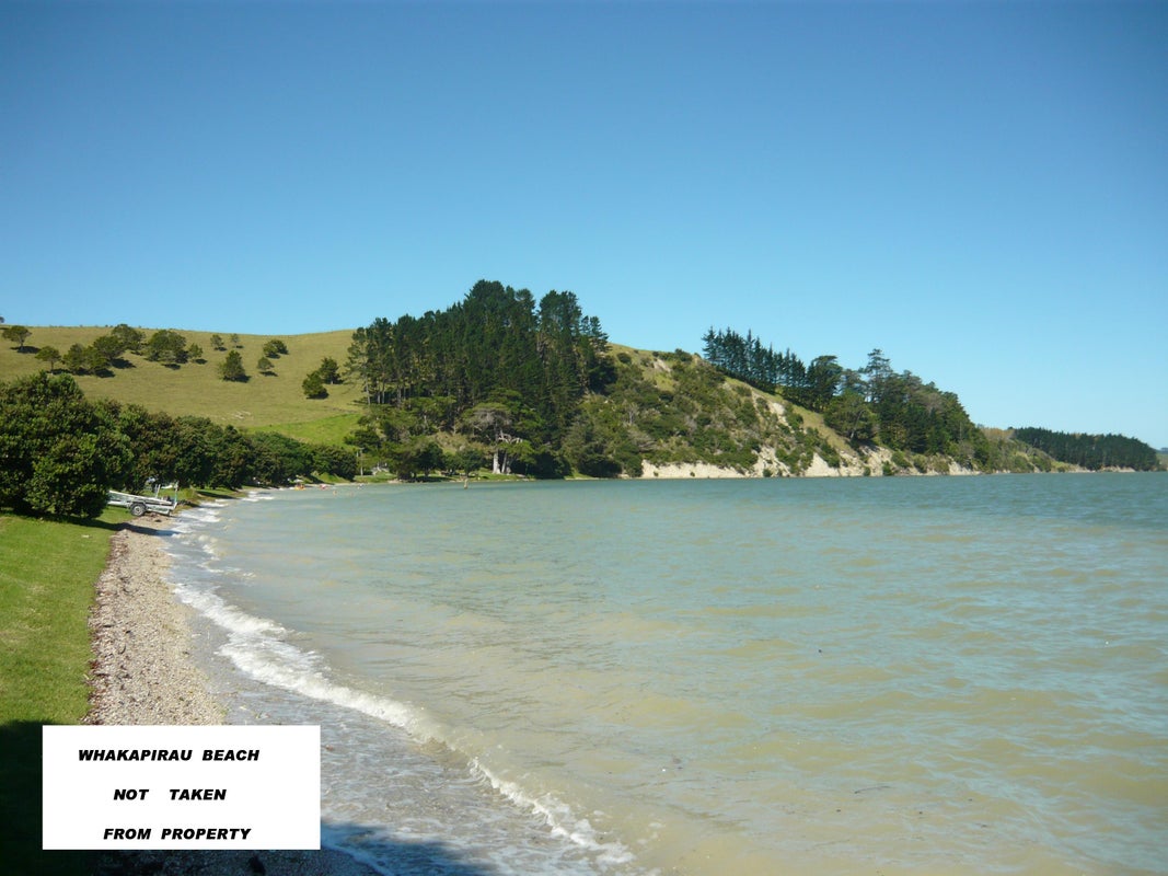 14 The Strand, Maungaturoto - Carousel 2