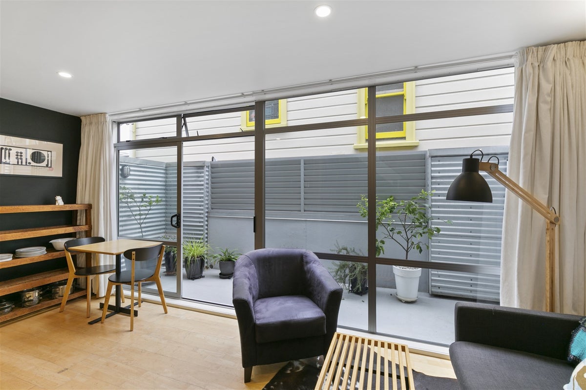 4/27 Jessie Street, Te Aro, Wellington - Carousel 2