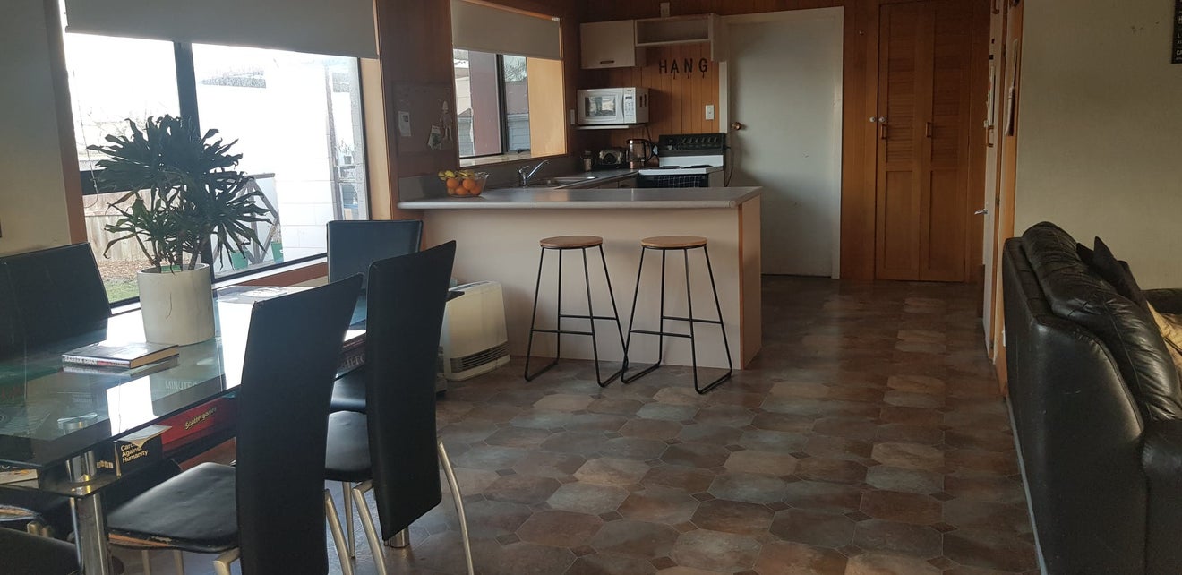 10 Emlyn Place, Avondale, Christchurch - Carousel 2