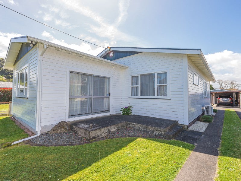 24 Caffray Avenue, Aramoho, Whanganui - Carousel 1