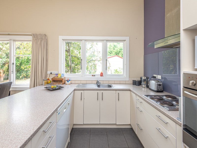 9A Kotare Street, Aramoho, Whanganui - Carousel 2