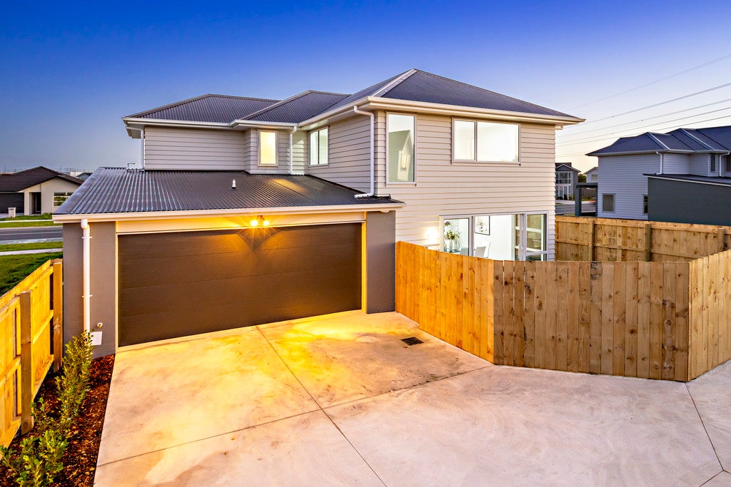 16 Kauri Heart Avenue, Takanini, Auckland - Carousel 12