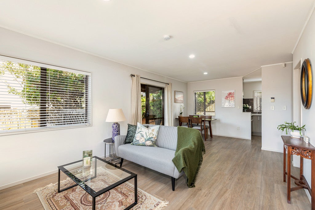 3/24 Blockhouse Bay Road, Avondale, Auckland - Carousel 2