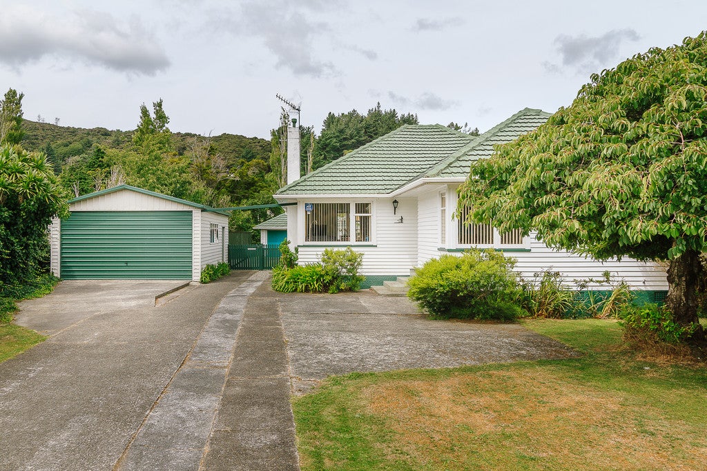 7 George Street, Stokes Valley, Lower Hutt - Carousel 2